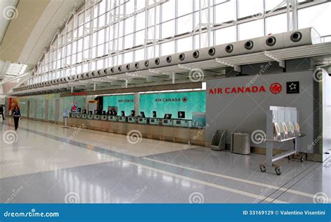 check in toronto pearson airport.